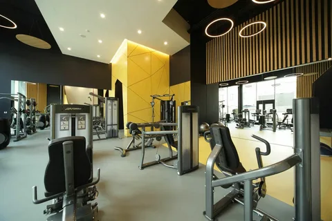 Elegir edificio con gimnasio y evaluar su valor